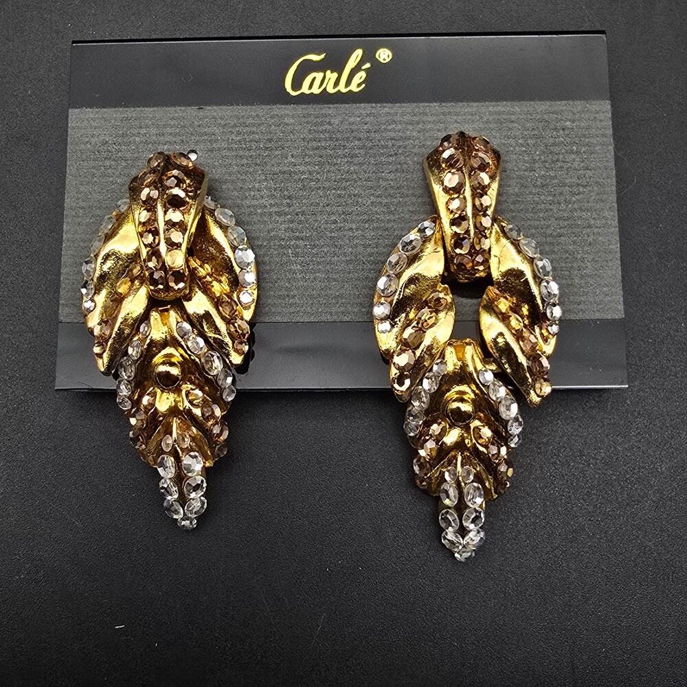 Carle Gold Tone Leaf Clip On Earrings Rhinestones Two Tone On Card NOS